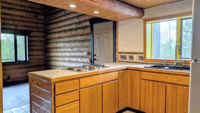 3708 Frenchman Rd in Fairbanks, AK - Building Photo - Building Photo