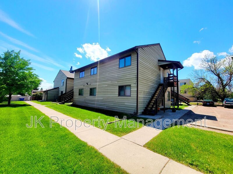 3516 11th Ave S in Great Falls, MT - Foto de edificio