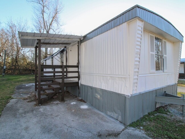 property at 36 Simmons Cir