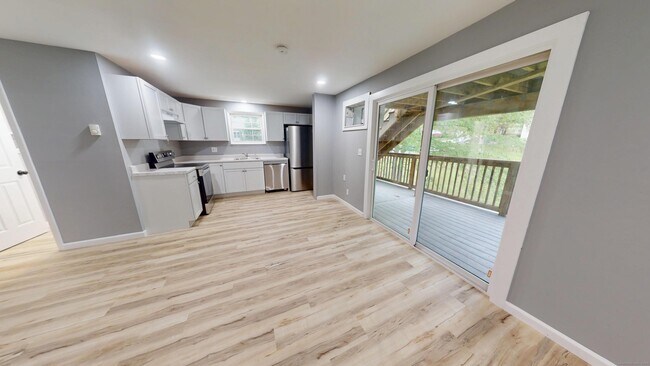 26 Sunset Terrace in Essex, CT - Building Photo - Building Photo