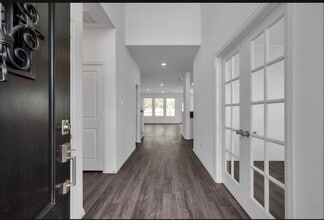 19179 Pinewood Grove Trl in Roman Forest, TX - Building Photo - Building Photo