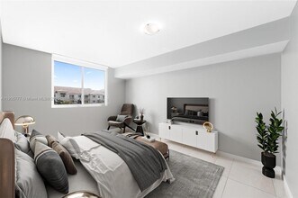 7751 NW 107th Ave in Doral, FL - Building Photo - Building Photo