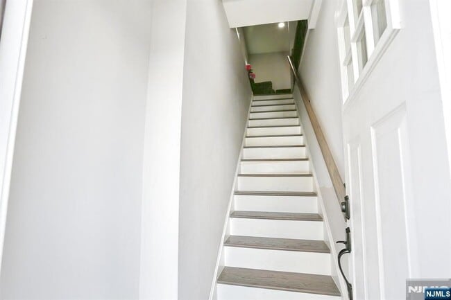 16 Boyd St in Lodi, NJ - Building Photo - Building Photo