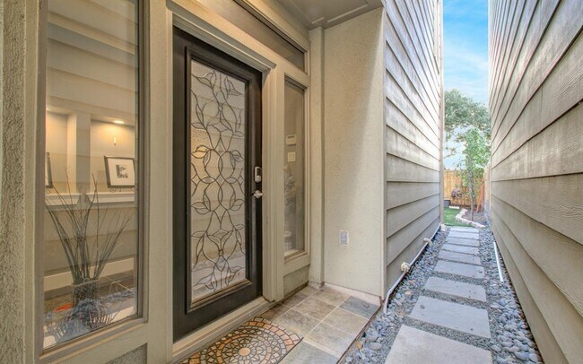 5222 Lillian St in Houston, TX - Building Photo - Building Photo