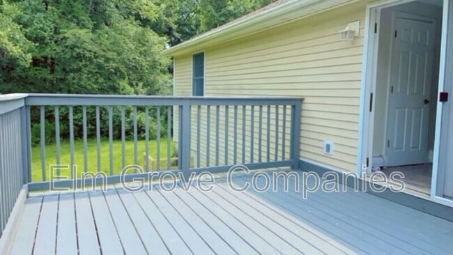 53 Gear Rd in Rochester, NH - Foto de edificio - Building Photo