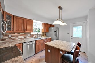 412 Larkspur Loop in Lancaster, PA - Building Photo - Building Photo