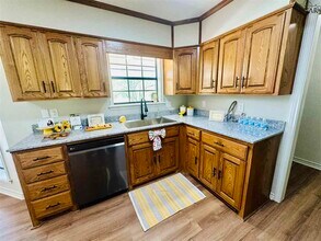 153 Kinta Trail in Wichita Falls, TX - Building Photo - Building Photo