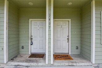 2407 Ferguson Way-Unit -1 in Houston, TX - Building Photo - Building Photo