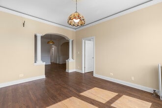 123 W 1st St in Elmhurst, IL - Building Photo - Building Photo