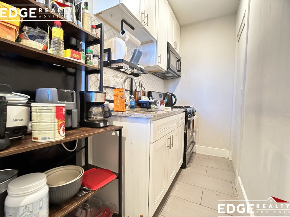 29 Linden St, Unit 2A in Boston, MA - Foto de edificio
