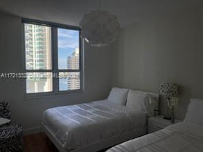 701 Brickell Key Blvd, Unit # 2304 in Miami, FL - Foto de edificio - Building Photo