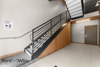 50 Jerrold Ave in San Francisco, CA - Foto de edificio - Building Photo