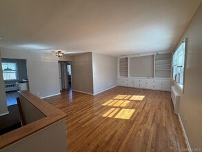 580 Bedford Rd in Pleasantville, NY - Building Photo - Building Photo