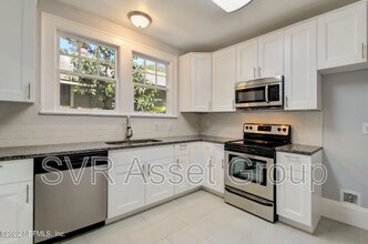 1758 Greenwood Ave in Jacksonville, FL - Building Photo - Building Photo