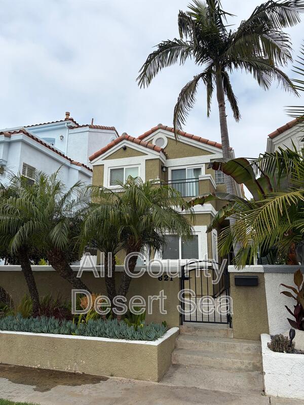 621 8th St in Huntington Beach, CA - Building Photo - Building Photo