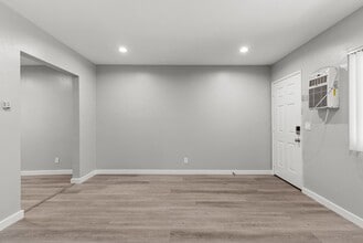 113 S Lillie Ave in Fullerton, CA - Building Photo - Building Photo