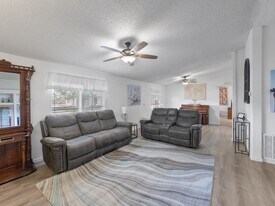 1443 S Clark Rd in El Centro, CA - Building Photo