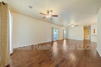 308 Rustic Tr in Cibolo, TX - Building Photo - Building Photo