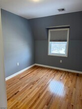 87 Royal in Hawthorne, NJ - Building Photo - Building Photo