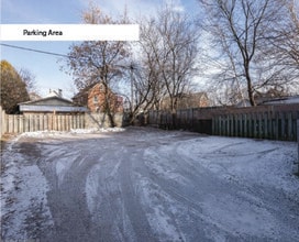 566 Main St E in North Bay, ON - Building Photo - Building Photo