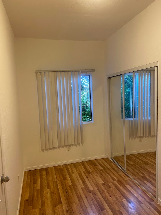 1492 W 27th St, Unit 1 in Los Angeles, CA - Foto de edificio - Building Photo