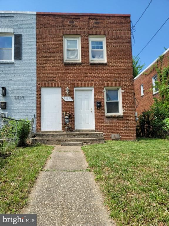property at 5037 Benning Rd SE