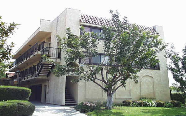 518 Porter St in Glendale, CA - Foto de edificio - Building Photo