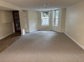 1336 Kenyon St NW, Unit 1336.5 in Washington, DC - Building Photo
