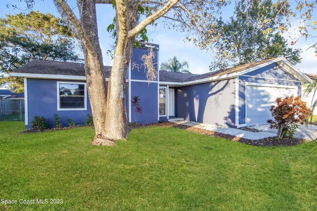 977 Beacon St NW in Palm Bay, FL - Building Photo - Building Photo