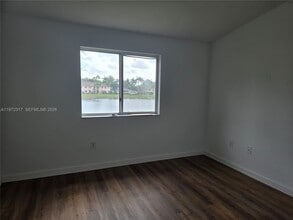 2621 SE 12th Rd in Homestead, FL - Foto de edificio - Building Photo