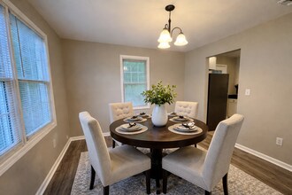 5641 Austell Powder Springs Rd in Austell, GA - Building Photo - Building Photo