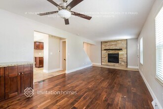 10729 Owens St in Westminster, CO - Foto de edificio - Building Photo