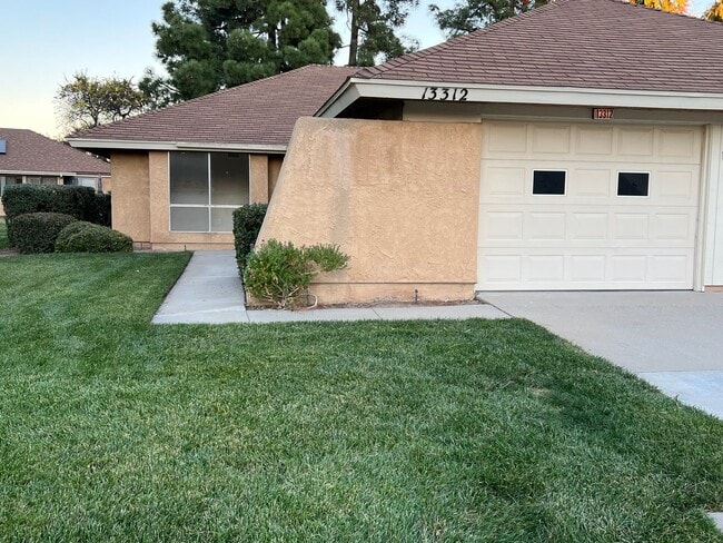 13312 Village 13 in Camarillo, CA - Building Photo - Building Photo