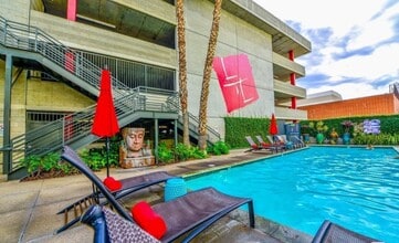 420 San Pedro St, Unit 307 in Los Angeles, CA - Building Photo - Building Photo