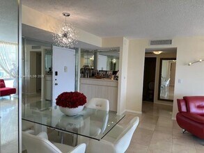 230 174th St in Sunny Isles Beach, FL - Building Photo - Building Photo