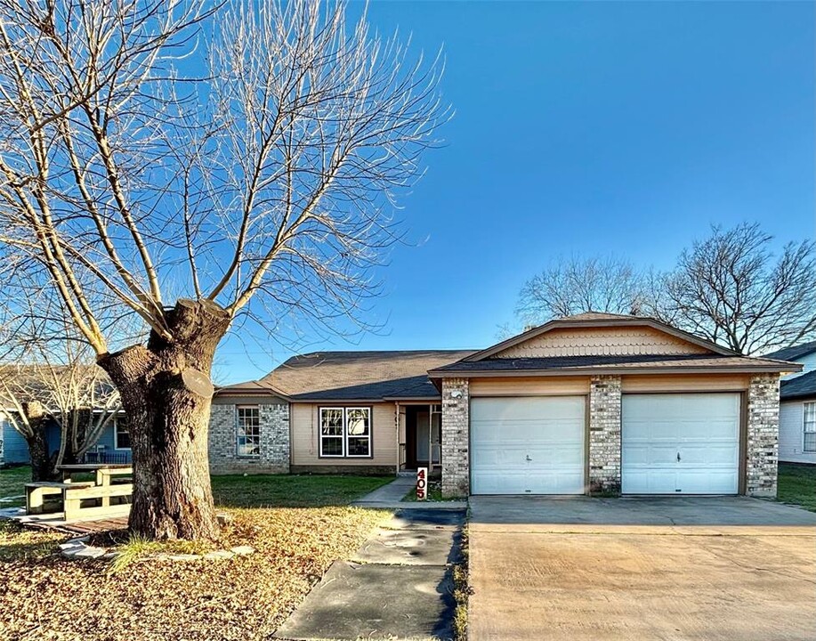 405 Burlwood Ct in Round Rock, TX - Building Photo