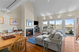 157 Harrison Ave in Newport, RI - Building Photo - Building Photo
