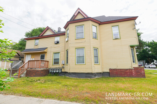 423 8th St NW in Grand Rapids, MI - Building Photo - Building Photo