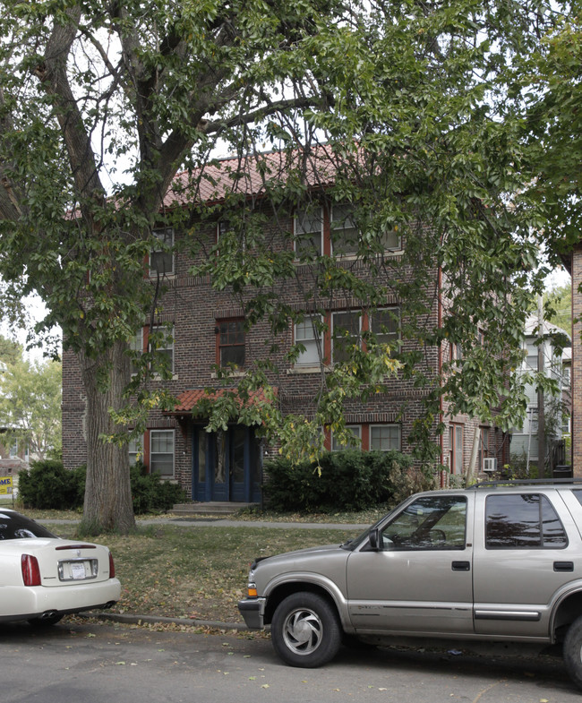 1600 C St in Lincoln, NE - Foto de edificio - Building Photo