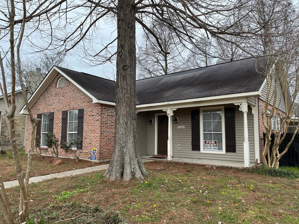 13507 Parwood Ave in Baton Rouge, LA - Building Photo