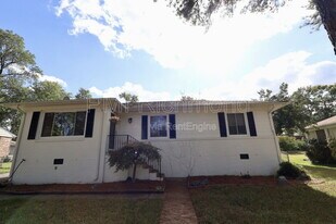 9107 Mapleview Ave in Richmond, VA - Building Photo