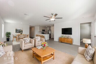 2769 Mistwood Dr, Unit PC19C in Fort Worth, TX - Foto de edificio - Building Photo