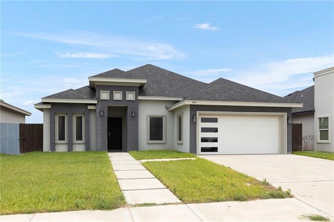 property at 3107 E Tamarindo Ave