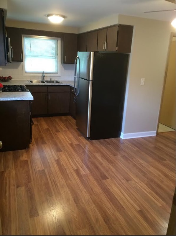 property at 1475 Ashland Ave