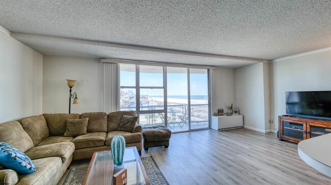 4800 Boardwalk in Ventnor City, NJ - Building Photo - Building Photo