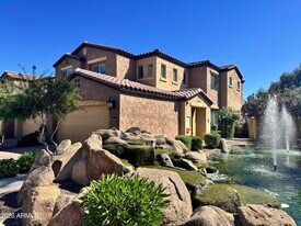 250 W Queen Creek Rd in Chandler, AZ - Building Photo