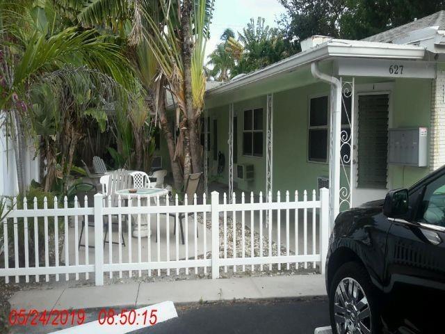 property at 627 NE 17th Way