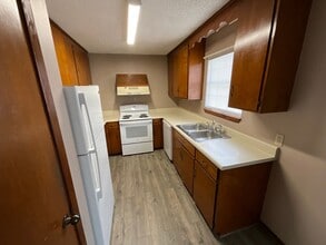 2973 Kynes St in Marianna, FL - Building Photo - Building Photo