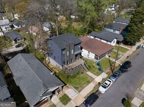 957 Ashby Grove SW in Atlanta, GA - Building Photo - Building Photo