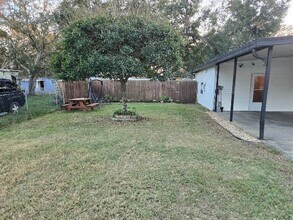 35436 Orange Grove Ln in Leesburg, FL - Foto de edificio - Building Photo